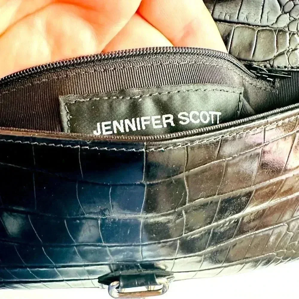Jennifer Scott nwot pet